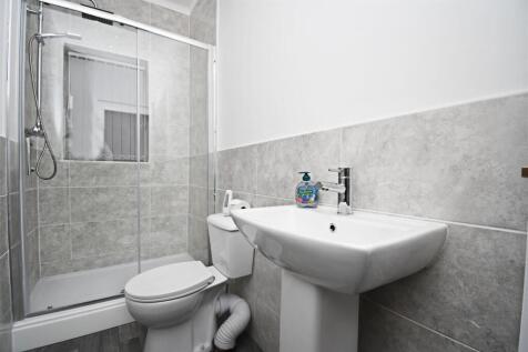 20 - 38 Queensberry.jpg