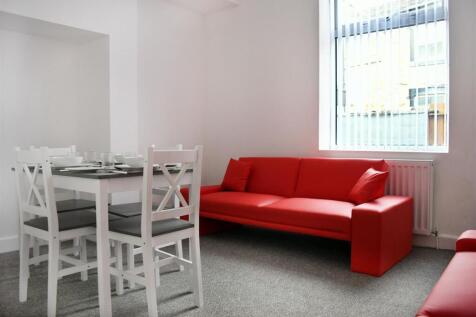 Living Room.jpg