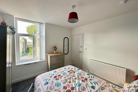 ROOM 3.2.jpg