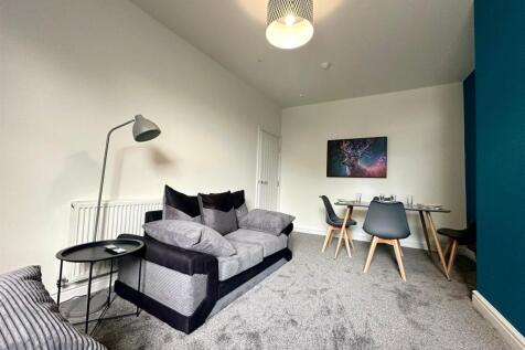 LIVING ROOM 1.2.jpg