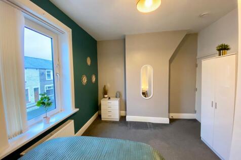 145 Cleaver Street Rm 2  (7).jpeg