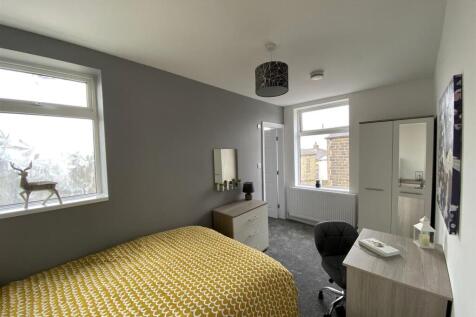 Bedroom 4 Ensuite