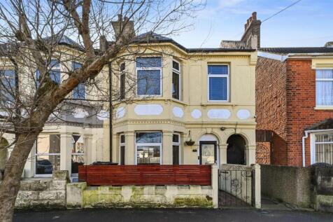PT-RED-7StAndrewsRd-15.jpg