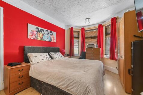 PT-RED-7StAndrewsRd-7.JPG