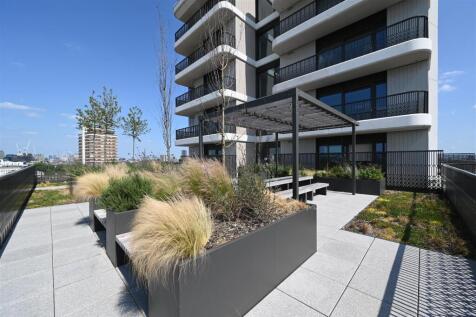 302-Sutherland-Apartments (15).JPG