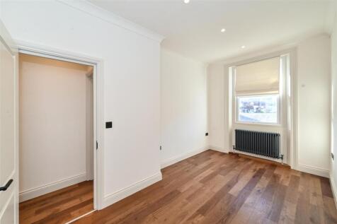 1-64-Queensway (10).JPG