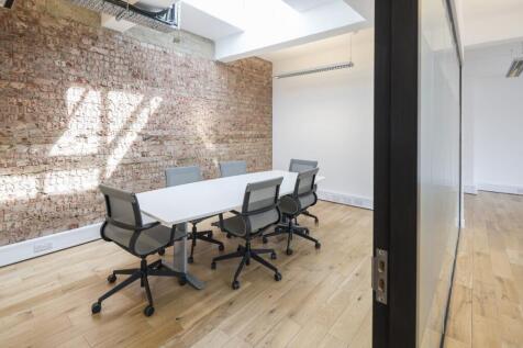 1012 EMERALD STREET WC1 8.jpg