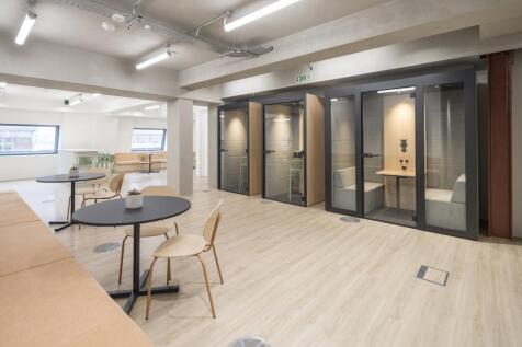 Breakout / Meeting Rooms