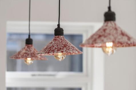 Feature Lighting