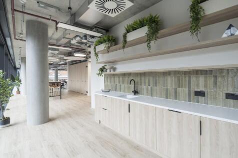 5th Floor - Fully Fitted