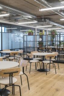 9th Floor - Fitted &amp; Furnished