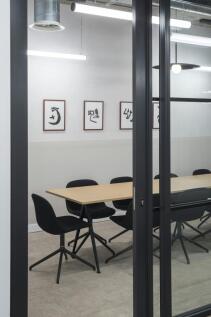 9th Floor - Fitted &amp; Furnished