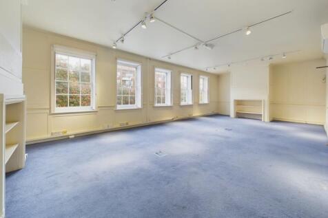 79 Essex Road