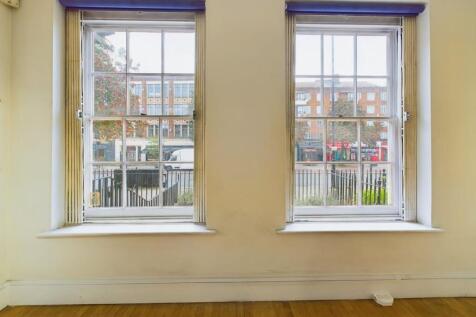 79 Essex Road