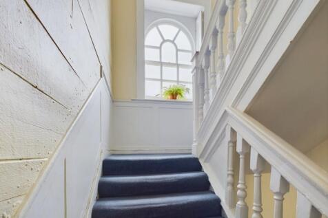 81-83 Essex Road