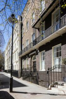 18 Bloomsbury Square