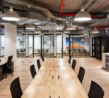 Fully Fitted Space