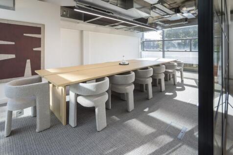 1st Floor - Fully Fitted