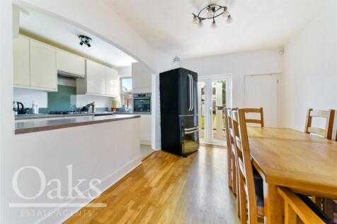 Kitchen / Dining