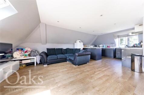 Kitchen / Reception