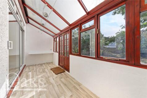 Conservatory Room