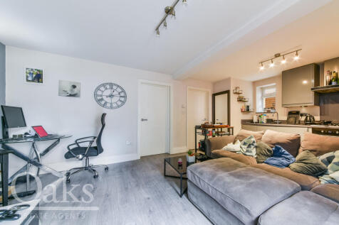 Reception Room / Kit