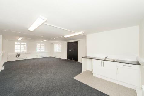 3 The Coach House