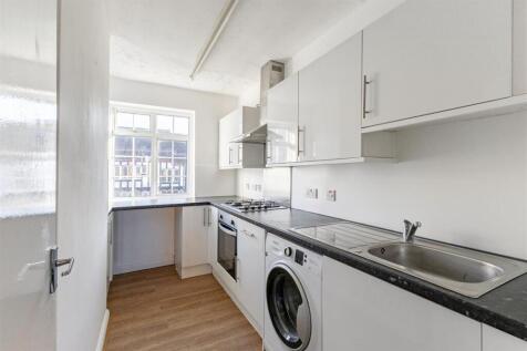 101032_8A-Russell-Hill-Road (8).jpg