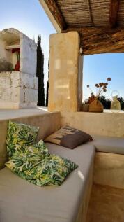 UA051 Chillout Corne