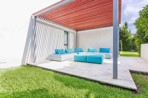 Covered Terrace