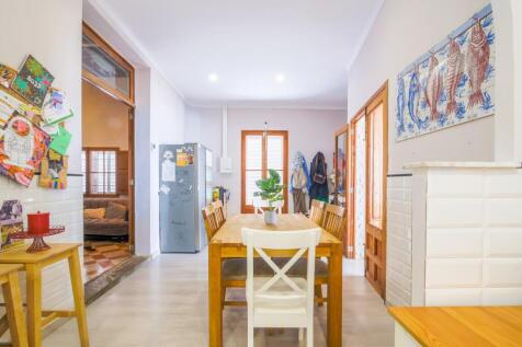 7. Kitchen 4