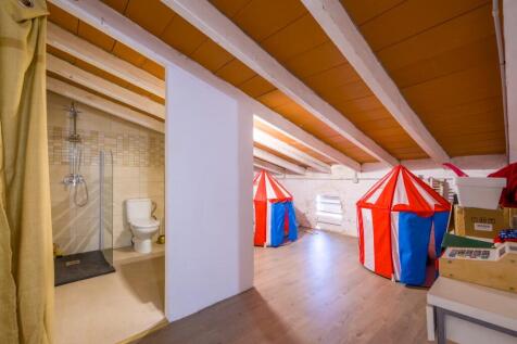 18. Attic 2