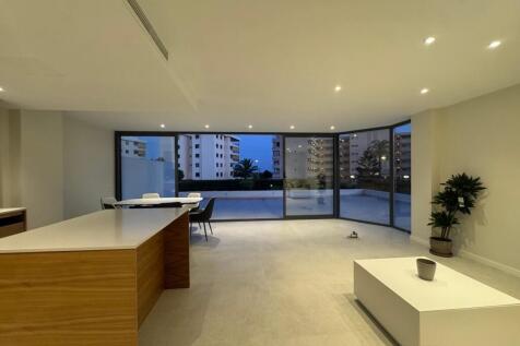 c64f7e59-d236-4ddf-9