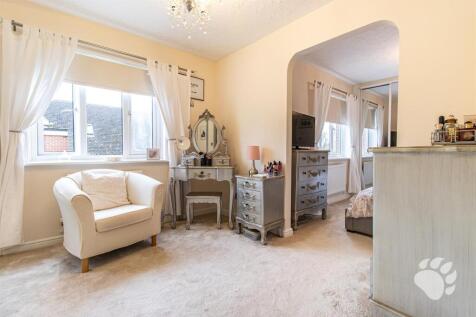 Bedroom 5 / Dressing Room