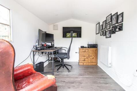 Outbuilding/Office
