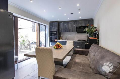 Kitchen/Living/Dining Area