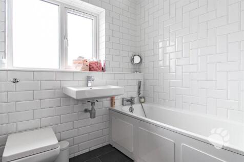 Family Bathroom Suite