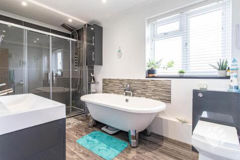 Bathroom Suite