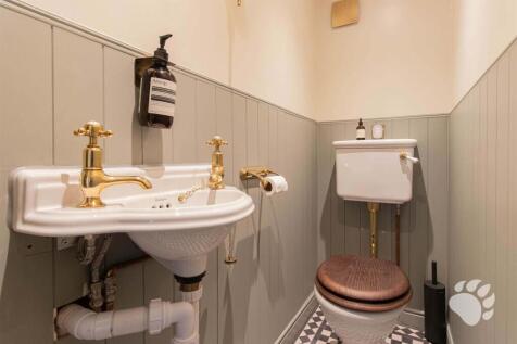 Ground Floor WC