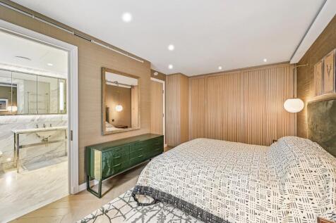 Principle Bedroom