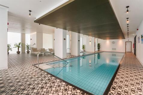 Flat 2508, 145 City Road London    (14).jpg
