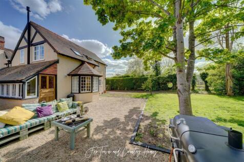 Cottage Rest (28).jpg