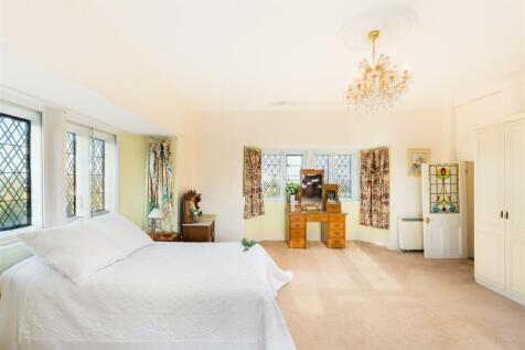 11-Westwood_house-20240918-bedroom-2.jpg