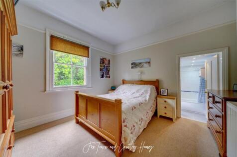 24 Hornyold Ave (16).jpg