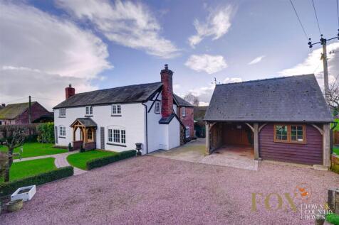 Corner Cottage (44).jpg