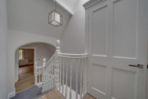 6b Queens Drive (17).jpg