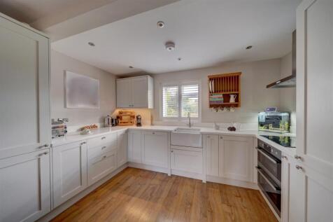 13 Apple Tree Walk (40).jpg