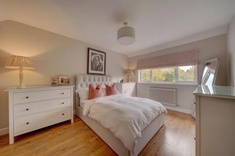 13 Apple Tree Walk (10).jpg