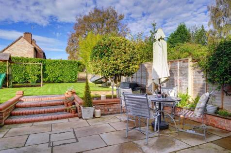 13 Apple Tree Walk (17).jpg