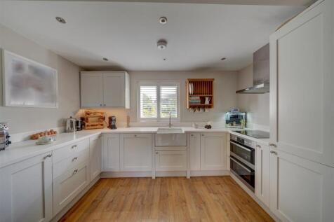 13 Apple Tree Walk (41).jpg